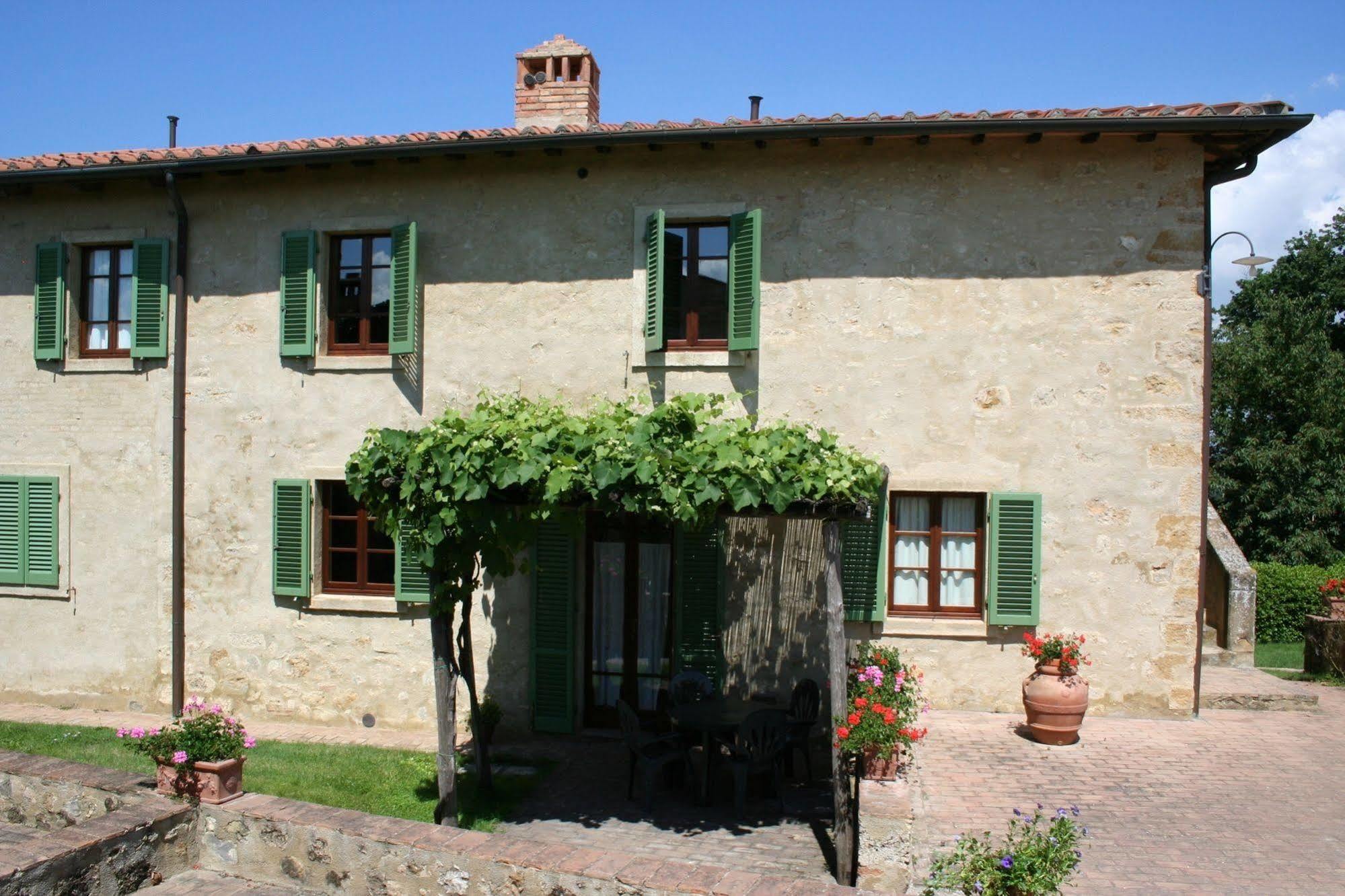 Podere Il Pino ปอจจิบองซี ภายนอก รูปภาพ